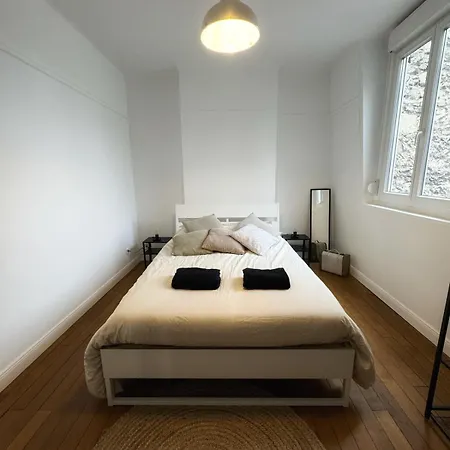 Au Coeur De La Cite Des Sacres - Renove