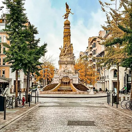 Apartment Au Coeur De La Cite Des Sacres - Renove *